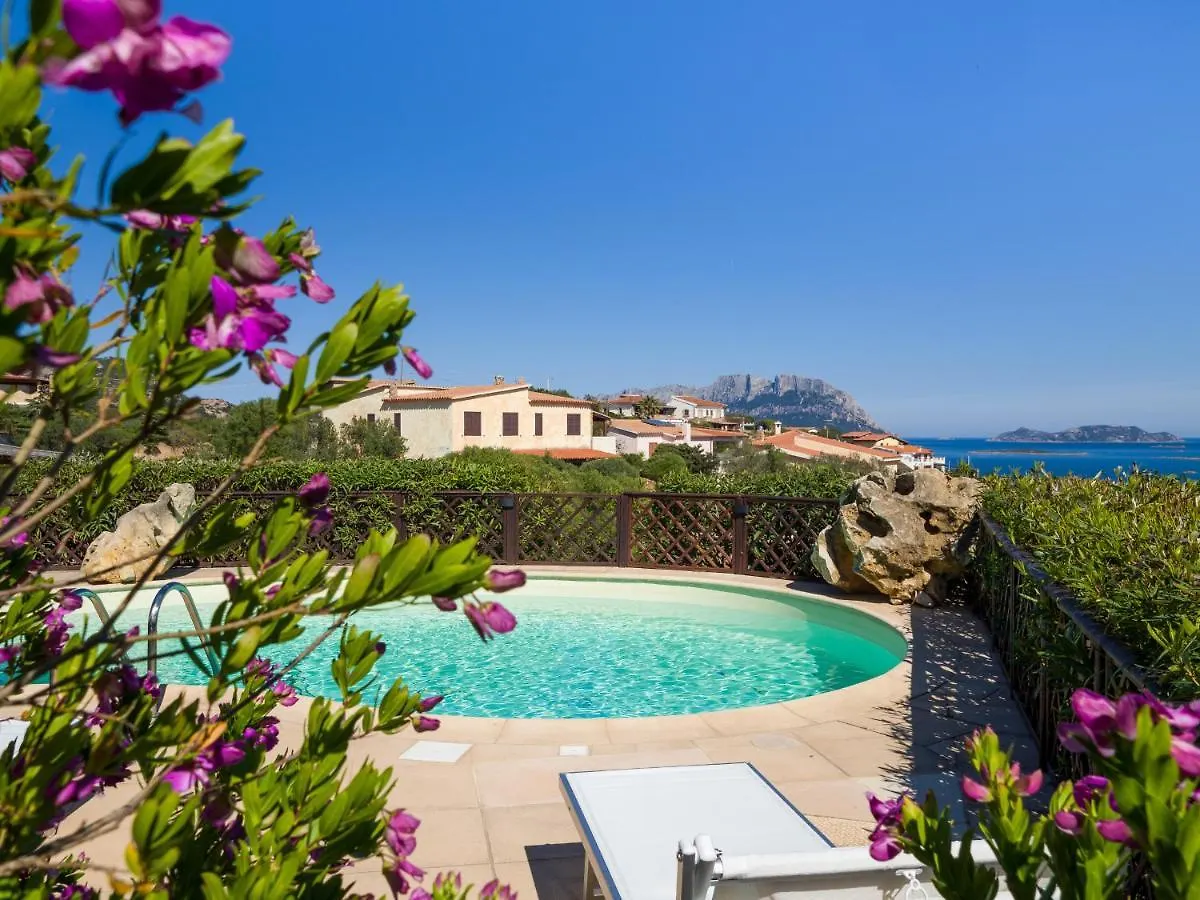 Villa Majra - Klodge Olbia