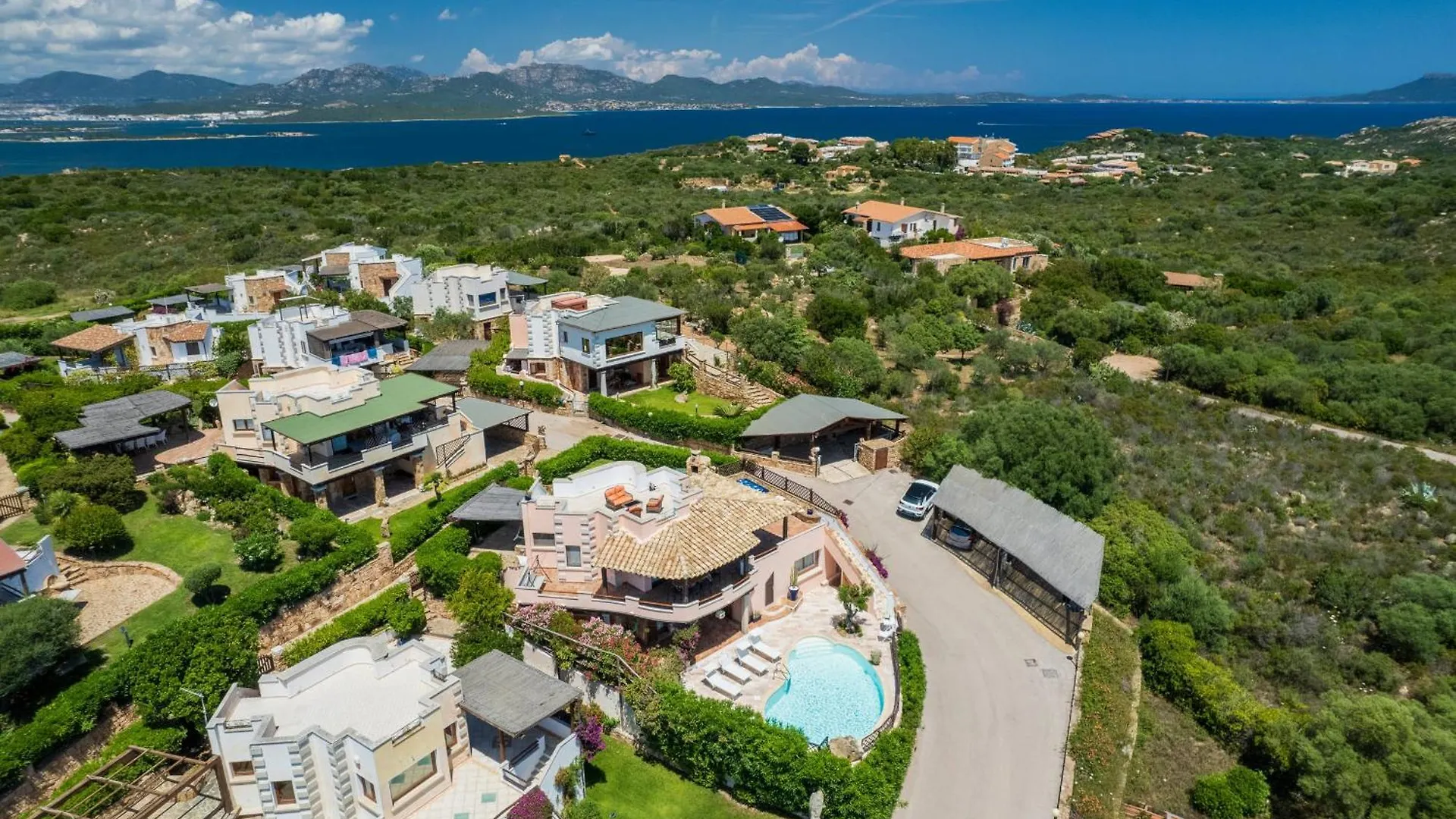 Villa Majra - Klodge Olbia